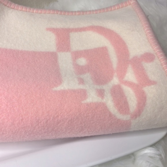 DIOR 🎀VINTAGE PINK WOOL & CASHMERE BABY BLANKET - Picture 1 of 12